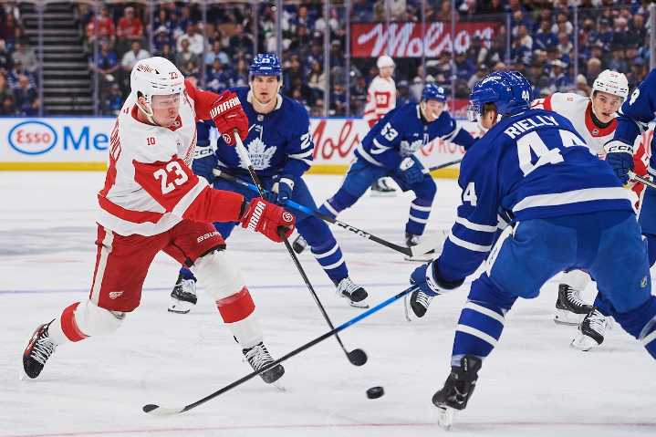 Red Wings eagerly await word on Lucas Raymond’s injury