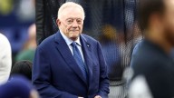 Cowboys’ Jerry Jones likely to appeal $250,000 fine for flipping off Jets fans