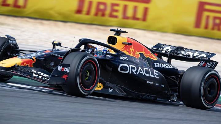 Verstappen gana el primer asalto y Alonso sorprende en Austin
