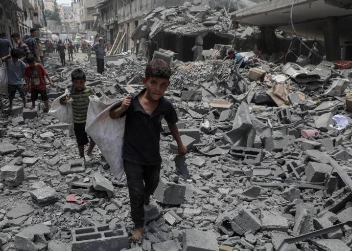 Señores y señoras, el poderoso Donald Trump puso fin a la guerra en la Franja de Gaza, ¿cuánto le costará al mundo?