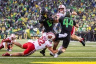 Sluggish Oregon offense stumbles its way to victory over Wisconsin