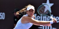Solana Sierra y Lourdes Carlé avanzaron en el WTA 125 de Mallorca