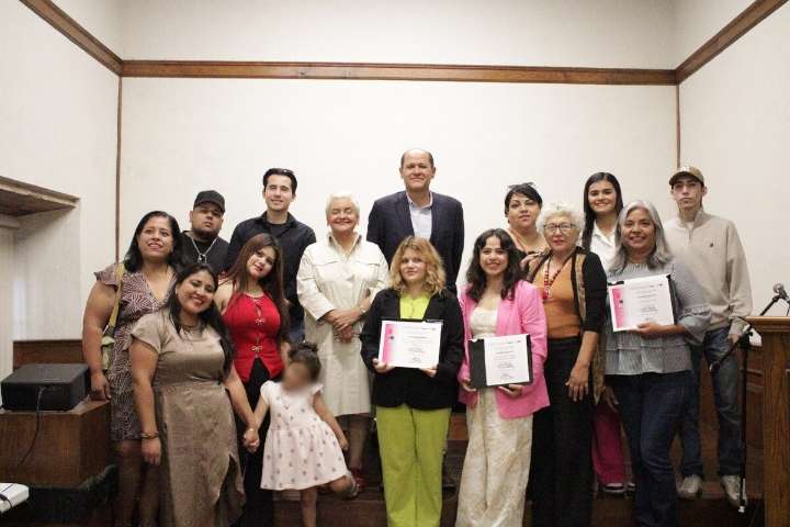 Coahuila premia la creatividad con 'Fotogramas del Desierto' y 'Un viaje a la Luna'