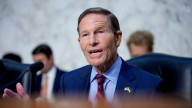Top Democrat demands Medicare insurers disclose uses of AI in care