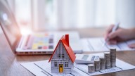 Interest rates or home prices? Which is better for buyers?
