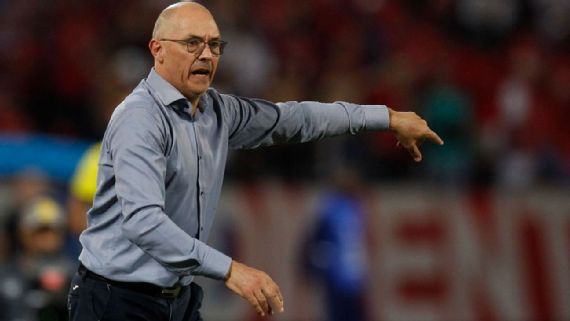 Arias defiende rotación en Junior vs América y explica por qué la hizo: ¿qué dijo? -