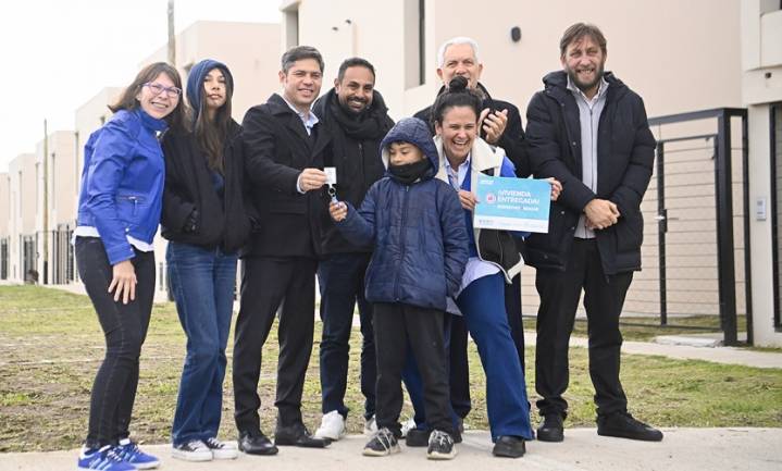 Kicillof: "Tenemos el mandato de seguir acompañando a un pueblo que sufre el aj