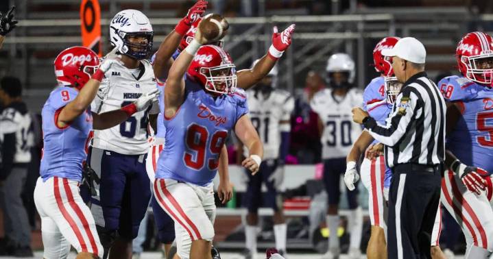 Live updates and scores from Northwest Indiana high school football sectional semifinals