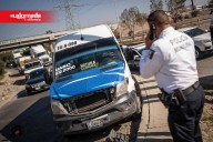 Colisión entre camión de ruta Natura y camioneta Carso en bulevar 2000