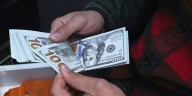 Aunque siguen llegando noticias desde EEUU, los inversores se mantuvieron aferrados al dólar