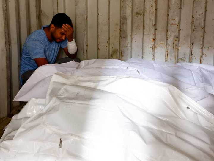 ‘Calm turns to despair’ in Gaza as Israeli strikes shake hope in ceasefire