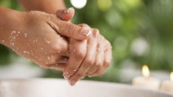 Nail Art: las uñas largas no van más, esta es la "vieja" nueva tendencia que vas a pedirle a tu manicura este verano