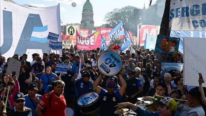 Docentes universitarios anuncian un nuevo paro nacional por el financiamiento