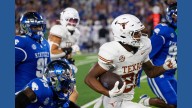 Shipley kicks 45-yard FG in OT to lift No. 21 Texas to 16