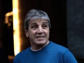 ﻿Luis Caputo agradeció el apoyo en las urnas: “Seguiremos trabajando duro para darles un futuro mejor a todos los argentinos”