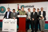 Acusa oposición audiencias mal planeadas sobre Ley de Amparo