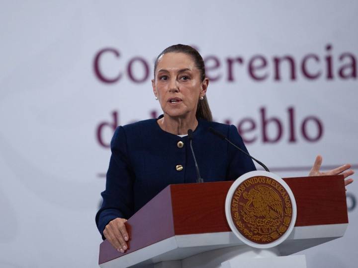 Sheinbaum critica relanzamiento del PAN en medio de emergencia por lluvias