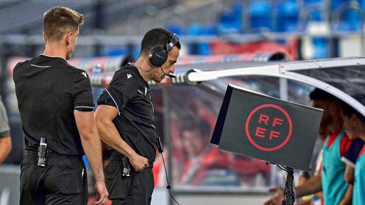 Cambio en el funcionamiento del FVS: el cuarto árbitro será el que revise