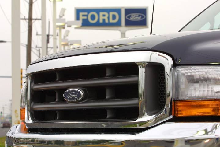 Ford Recalling F-250, 350 and 450 Super Duty Trucks for Rearview Camera Issue