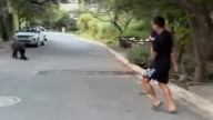 Video: el momento aterrador de Ángel Correa y su familia cuando encontraron un oso en la puerta de su casa en México