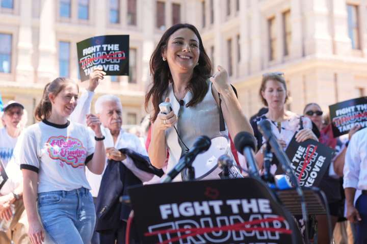 ‘Don’t mess with Texas moms’: The race for governor heats up