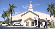 As Black churches close across South Florida, some find new ways to thrive 