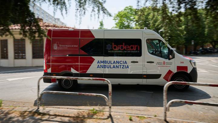 Herido un motorista de 60 años tras caer por un terraplén en un camino rural de Navarra