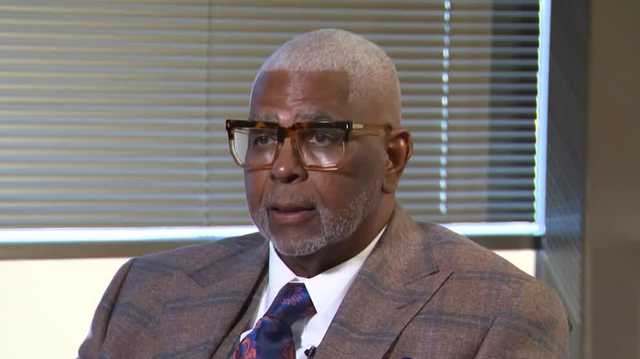 What's next for Des Moines schools after Ian Roberts' arrest?