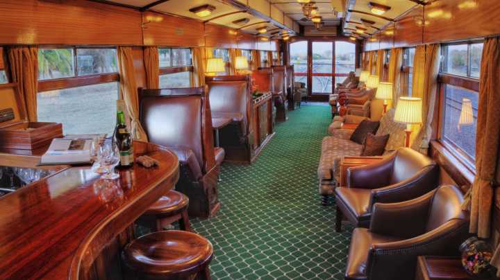 This Vintage Wine Train In California Is A Scenic Exploration Of Food & Booze