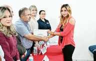 Antes lashista, ahora es operadora de tráiler