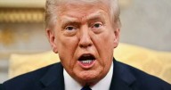 Trump anuncia aranceles adicionales del 100% contra China