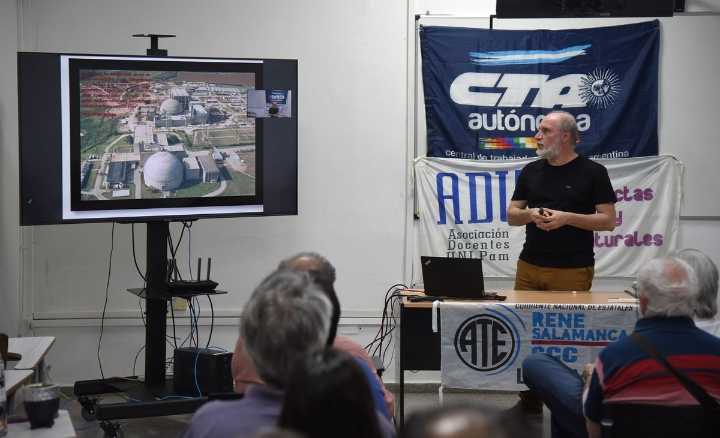 “Dan superávit pero el gobierno nacional las quiere privatizar”
