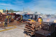 Incendio en un depósito con pallets en Gualeguaychú