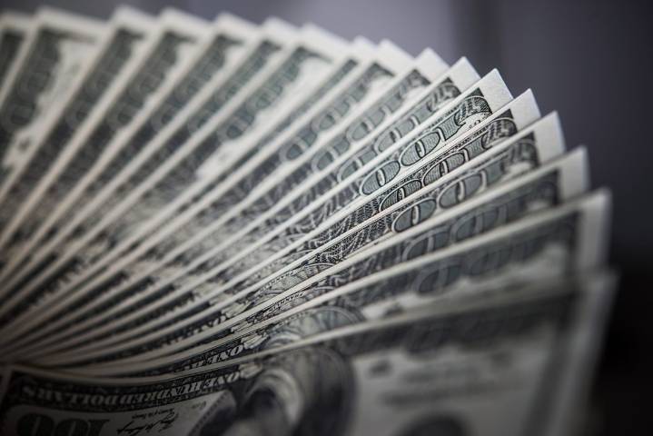 Tras una marcada inestabilidad cambiaria, así cerró el dólar previo a las elecciones