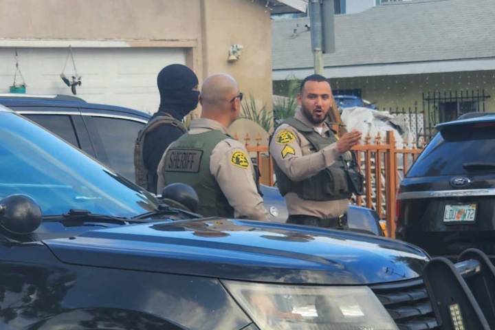 Denuncian caso de estadounidense arrestado por ICE en California