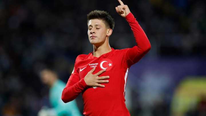 Un gol y dos asistencias de Arda Güler lideran el 'set' de Turquía