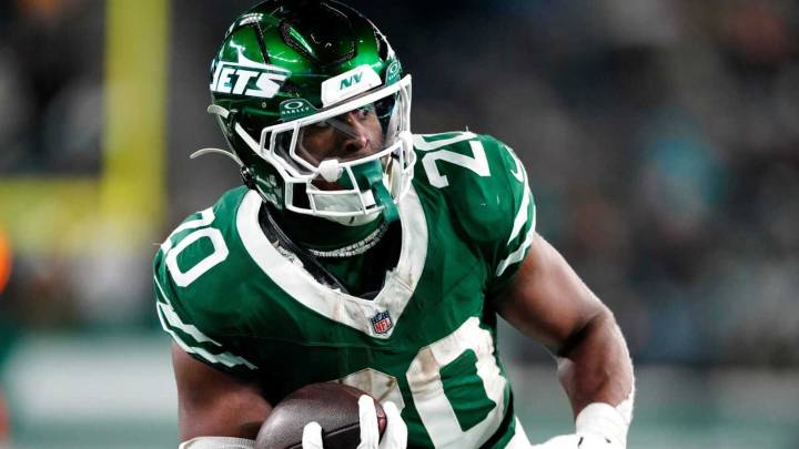 Breece Hall makes feelings on uncertain Jets future clear