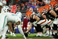 Live updates: Miami Dolphins at Cleveland Browns