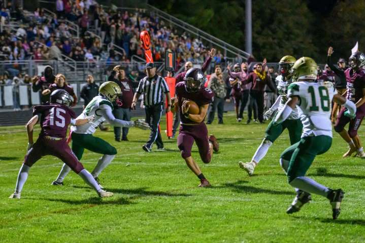 Luke Phillips, Austin Denning lead Winters Mill football past Century