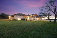 Inside An Equestrian Lover’s Dream Home in Fort Worth — Lazy H Ranch is a $12.25 Million Luxury Property Just 15 Minutes from Cultural District
