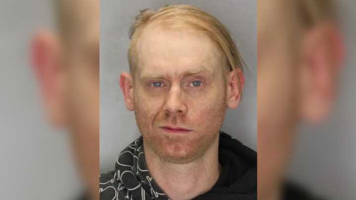 Police seek 2nd suspect after woman’s body found in Niagara Falls parking lot