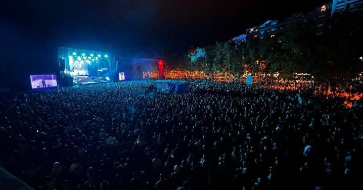 “Mi cuerpo y mi cabeza me piden que pare”: el alegato de un cantante español puntero sobre la salud mental