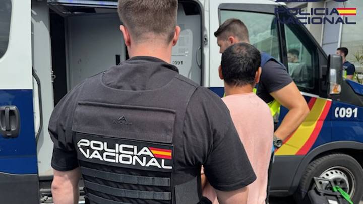 Diez detenidos en una macrooperación contra estafas digitales en Santa Cruz de Tenerife: más de 155 víctimas y 1,1 millones defraudados