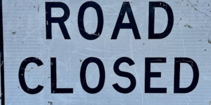 Crash closes both directions of Route 81 in Killingworth