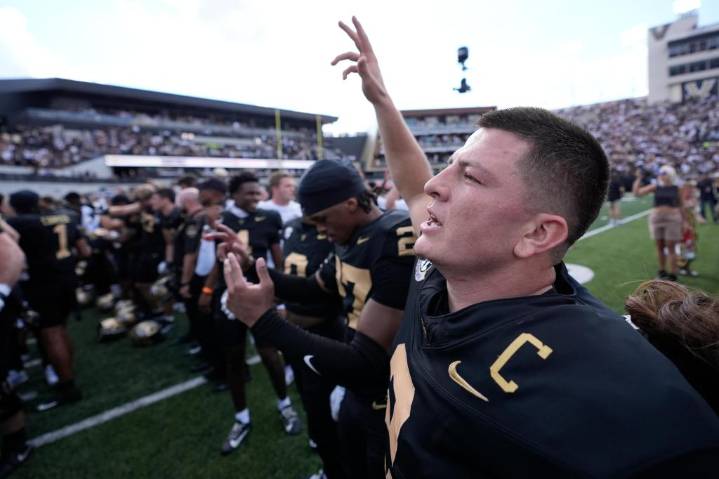 AP Top 25 gets an overhaul; Navy receives votes