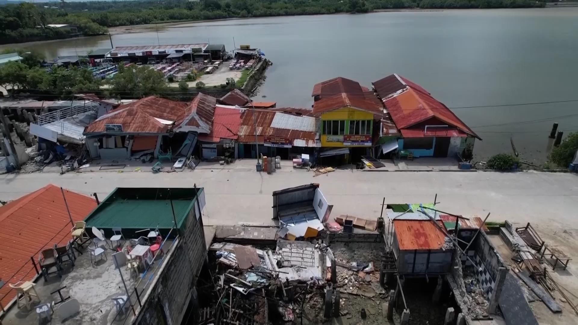 Philippines quake death toll rises to 72 as survivors recall moment tragedy struck