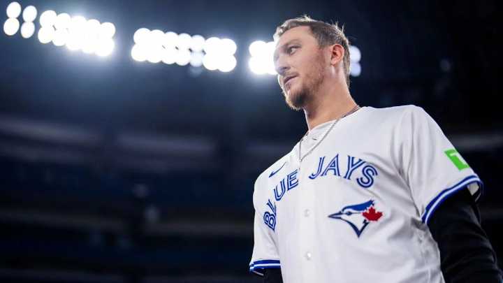 Who Is Jeff Hoffman? Contract, Net Worth, Wife, Kids, and Career