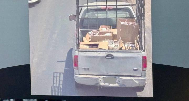 Es una camioneta de Silao la que tira basura en contenedor capitalino: director