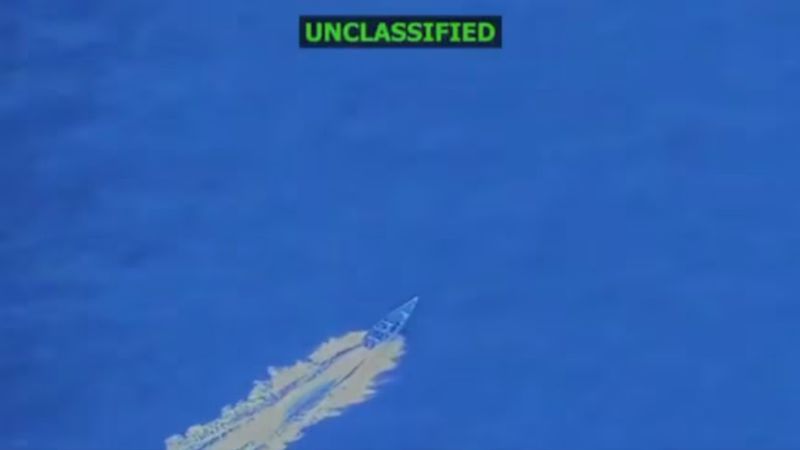EE.UU. ataca otro bote frente a la costa de Venezuela y mata a cuatro personas, anuncia el secretario de Defensa