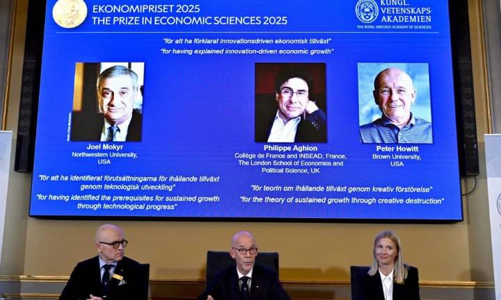 Nobel por mostrar cómo la tecnología puede impulsar el crecimiento económico sostenido